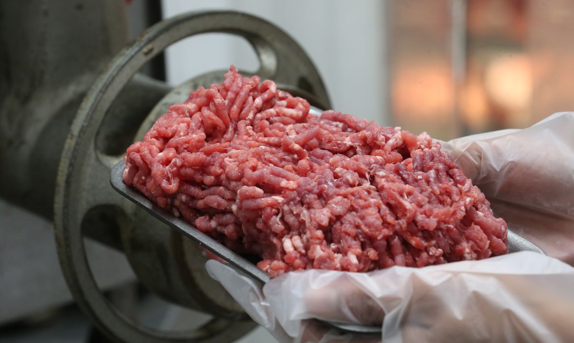 Guaicurus News - Rússia retira embargo à importação de carne bovina brasileira