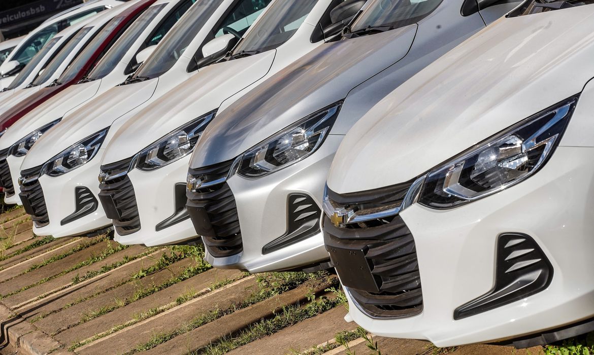 Guaicurus News - Produção de veículos aumenta 3,7% no primeiro semestre