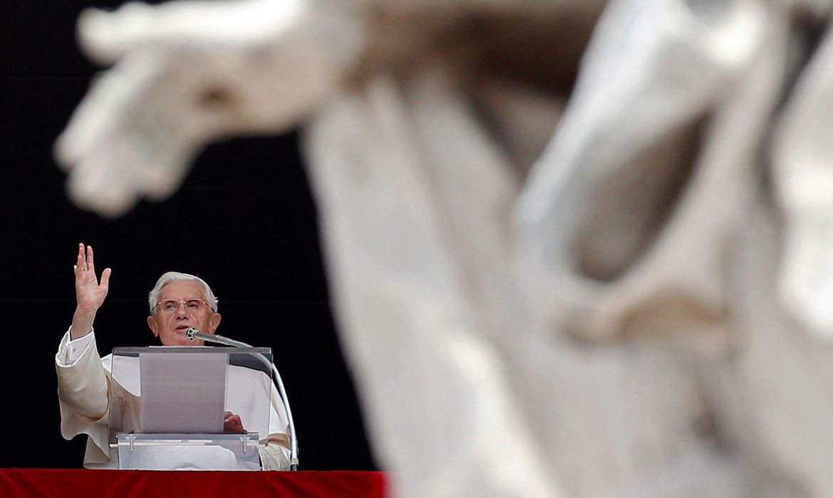 Guaicurus News - Papa emérito Bento XVI morre aos 95 anos