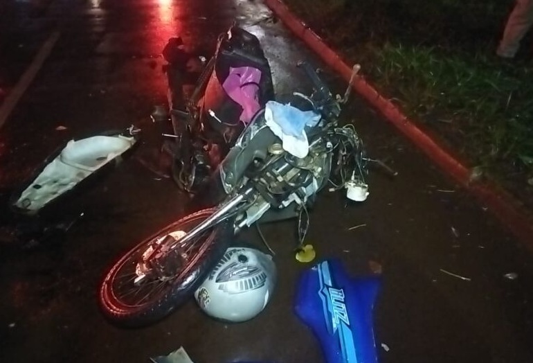 Guaicurus News - Motociclista morre atropelada por caminhonete ao tentar atravessar avenida em Dourados