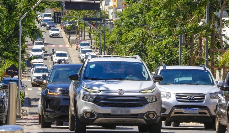 Guaicurus News - Veículos com placa final 0 devem estar com o licenciamento em dia até o final de outubro