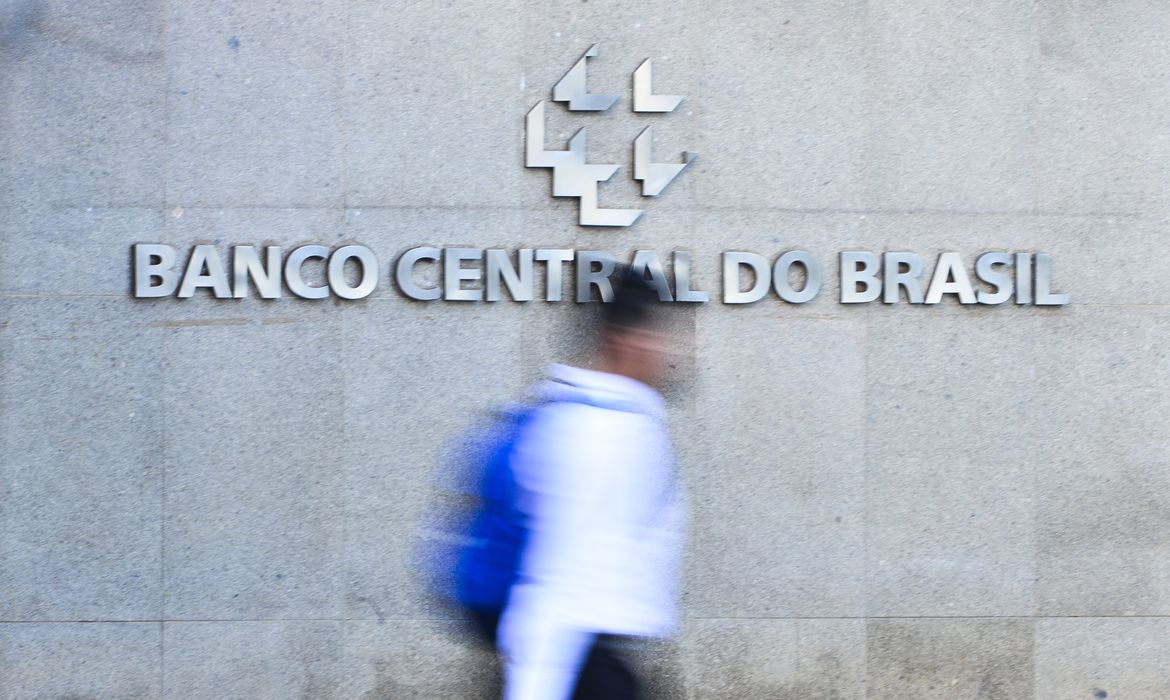 Guaicurus News - Contas públicas têm déficit de R$ 7,3 bilhões em setembro