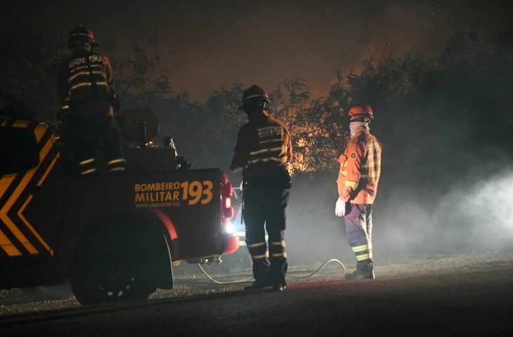 Guaicurus News - Bombeiros de MS continuam trabalho para conter incêndios em diferentes áreas do Pantanal