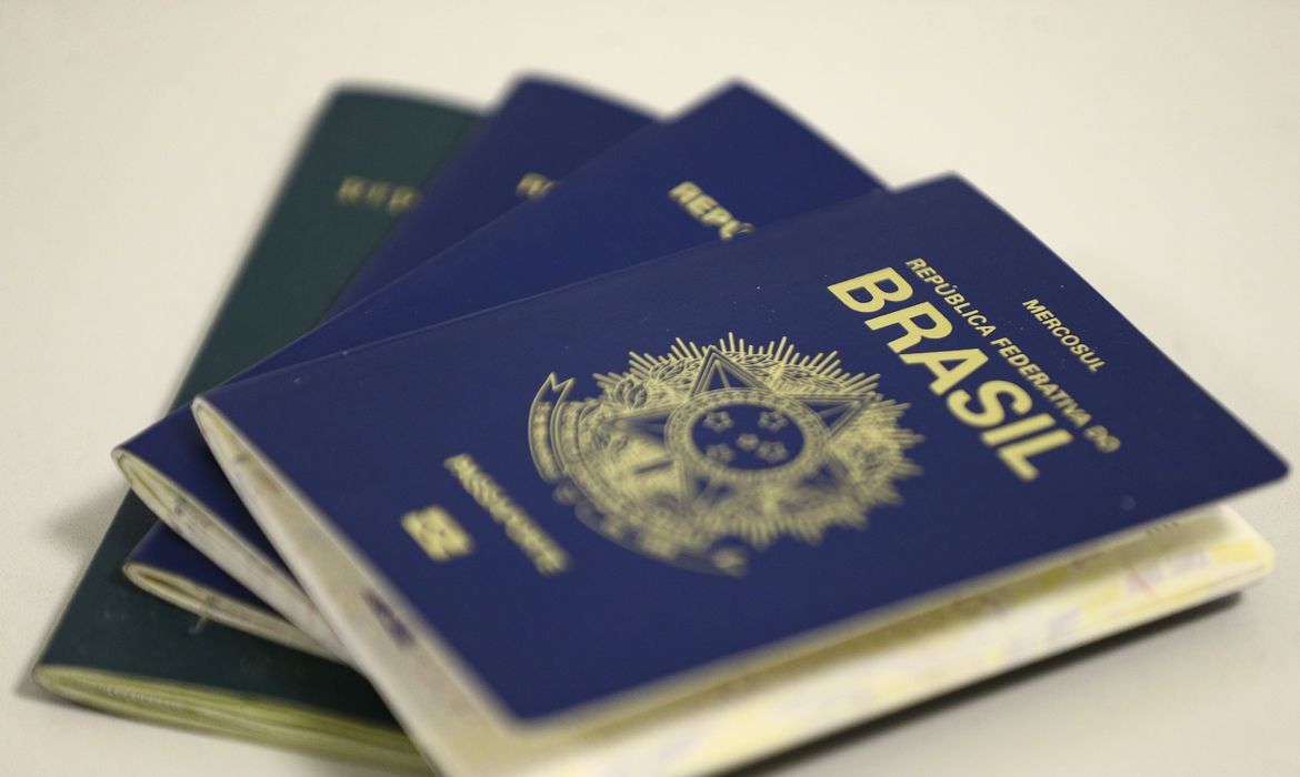 Guaicurus News - Brasil permitirá acesso de ucranianos a passaporte humanitário