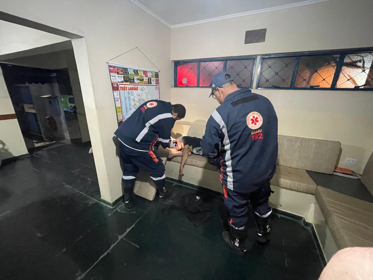 Guaicurus News - Homem é espancado e aparece ferido em hotel vestindo maiô em Três Lagoas